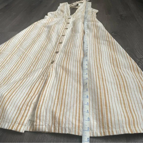 Urban Outfitters Millie Stripe Plunging Cream and Tan Backless Dress - Picture 7 of 13